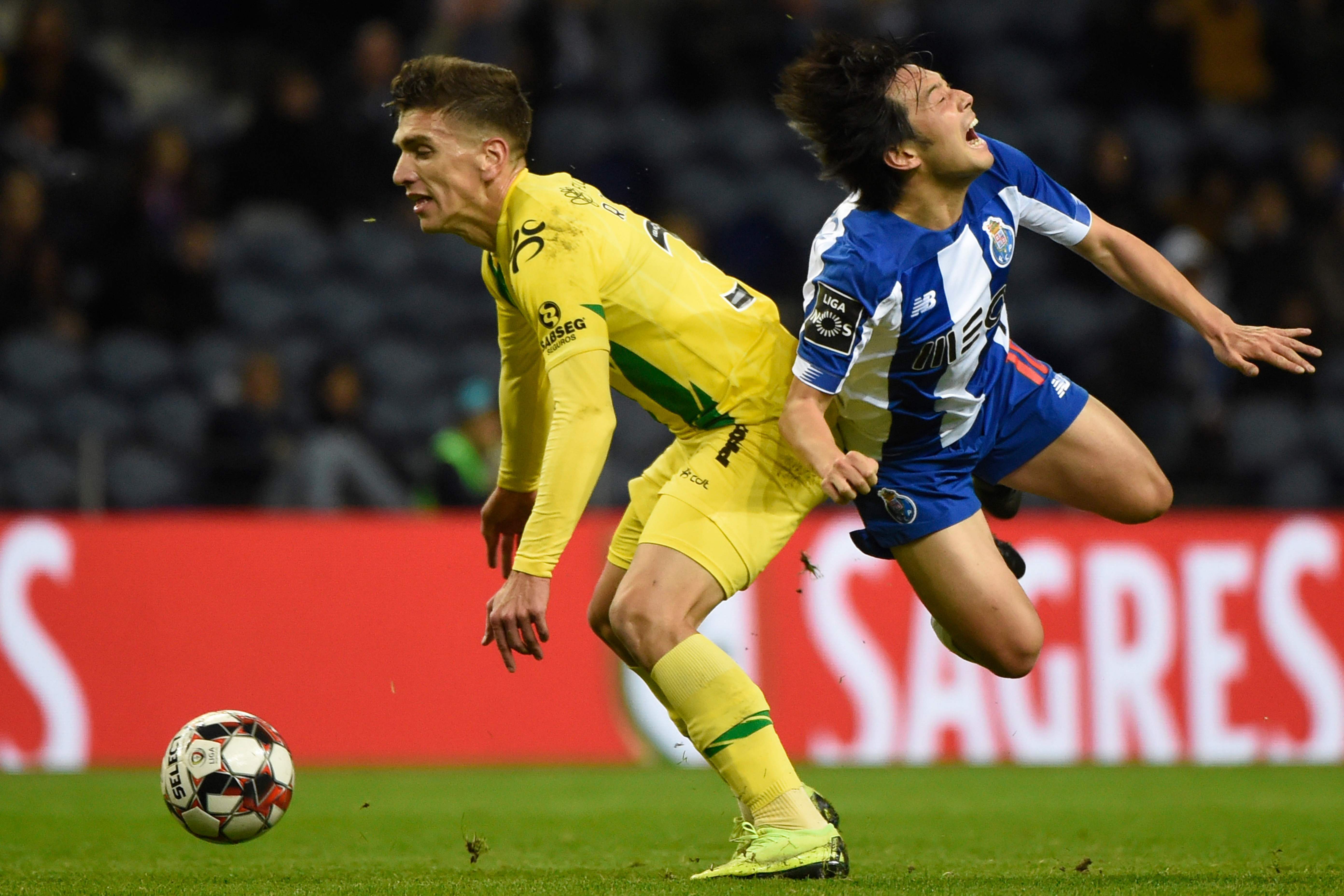 开云中国-关于法兰克福迎葡超关键赛；今夜迎来里程碑；更衣室稳定；赛程密集仍需轮换的信息-开云中国